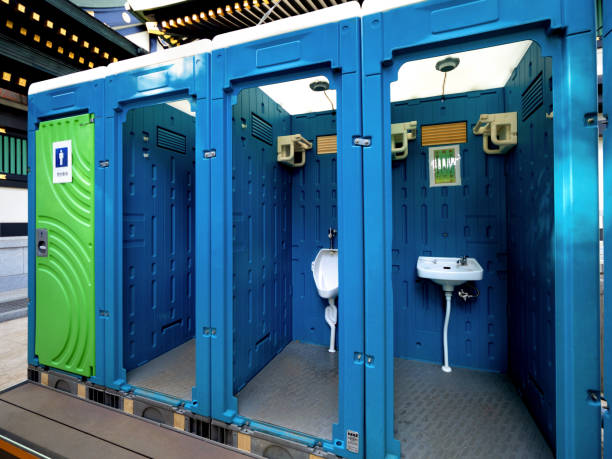Best Portable bathroom rental  in Loveland, CO