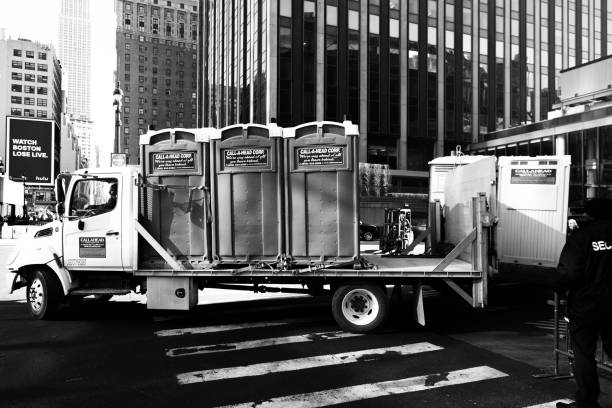 Best Portable restroom trailer rental  in Loveland, CO